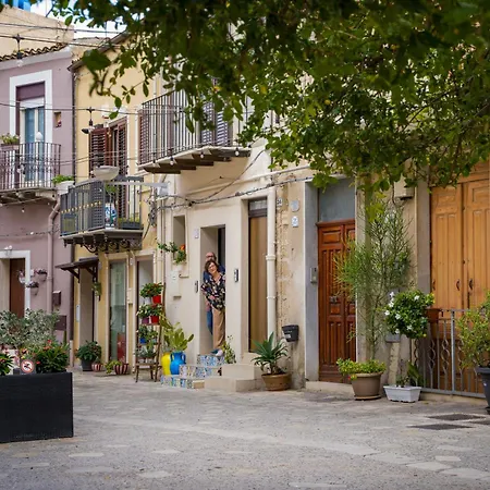 Nicuzza Apartament